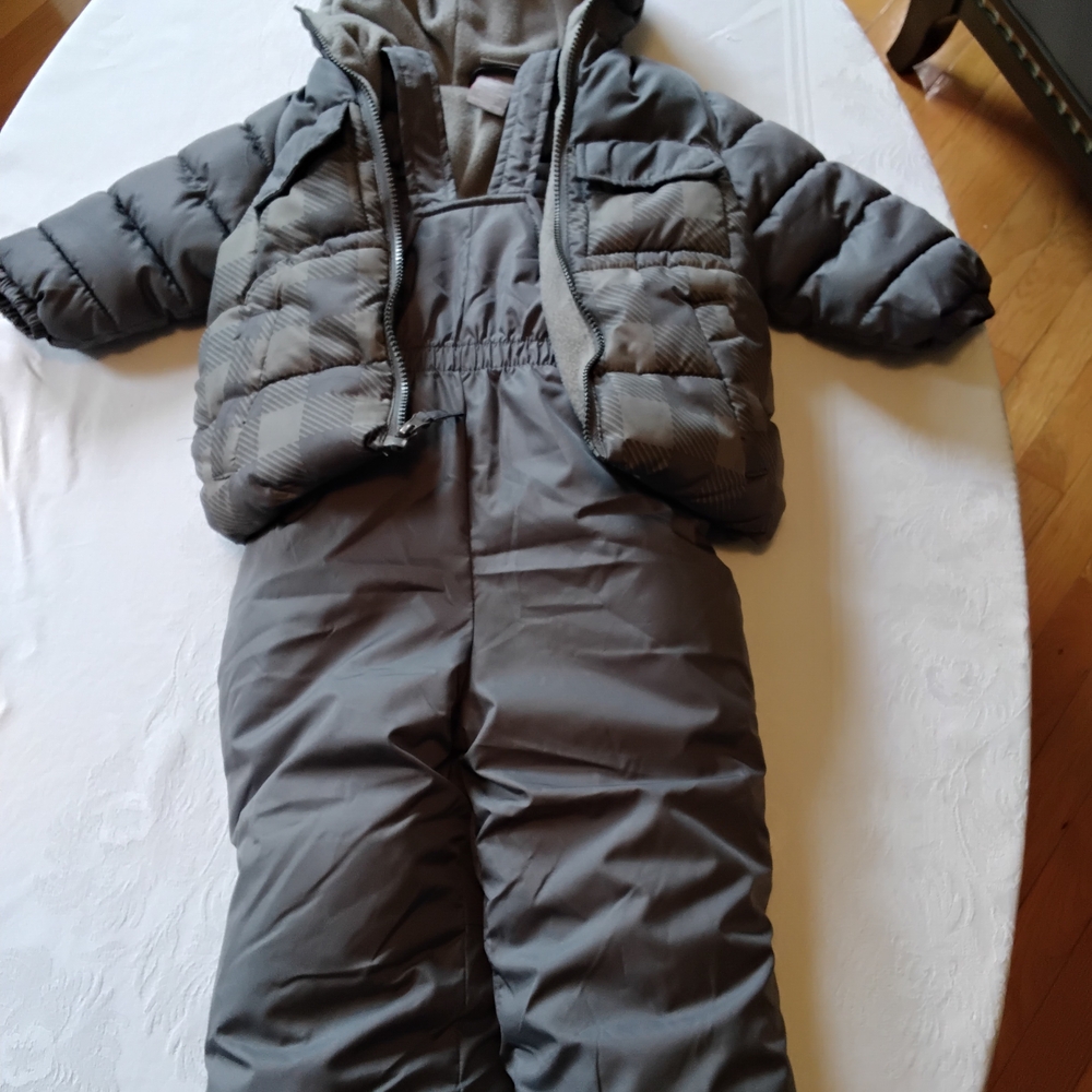 T Tahari Charcoal Kids Puffer Jacket and Snowsuit